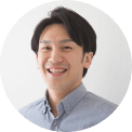 笑顔の男性